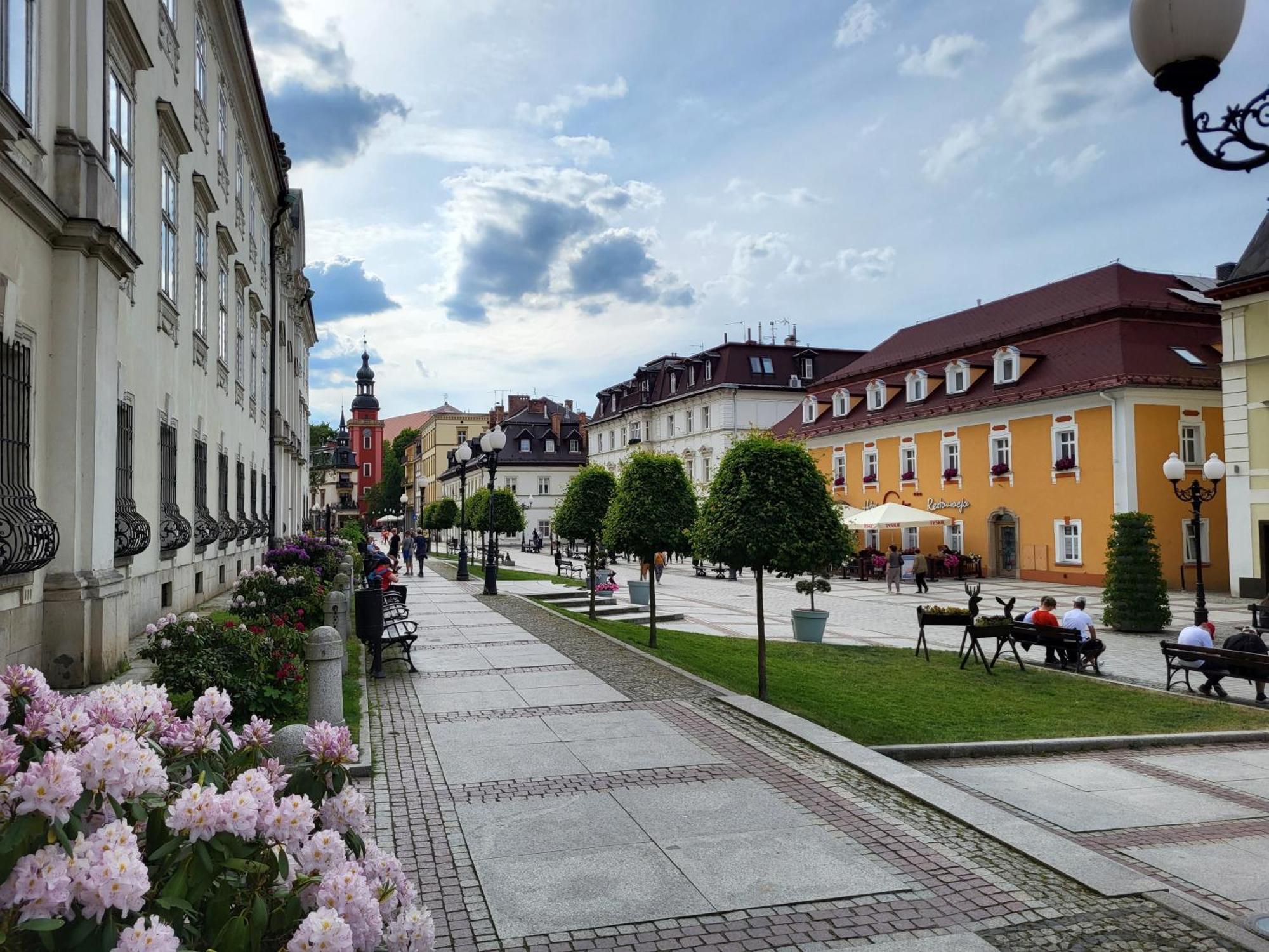 Villa Klara Cieplice เยเลเนียกูรา ภายนอก รูปภาพ
