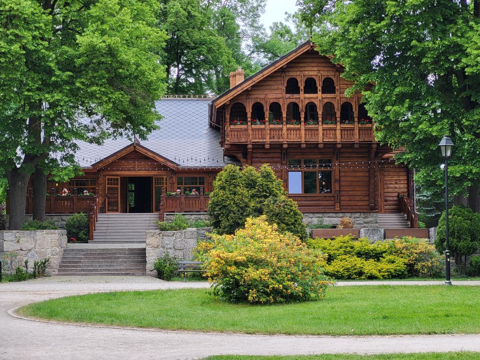 Villa Klara Cieplice เยเลเนียกูรา ภายนอก รูปภาพ